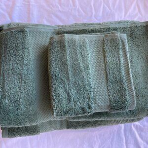 Madison Park Signature 800GSM 6-pc. Bath Towel Set, NWOT